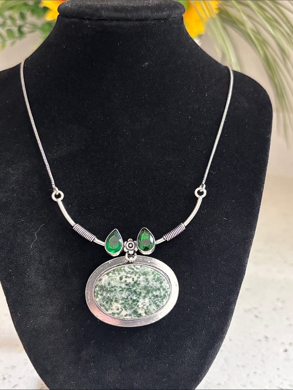 Sterling Green Moss Agate Green Quartz Gemstone Pendant Necklace